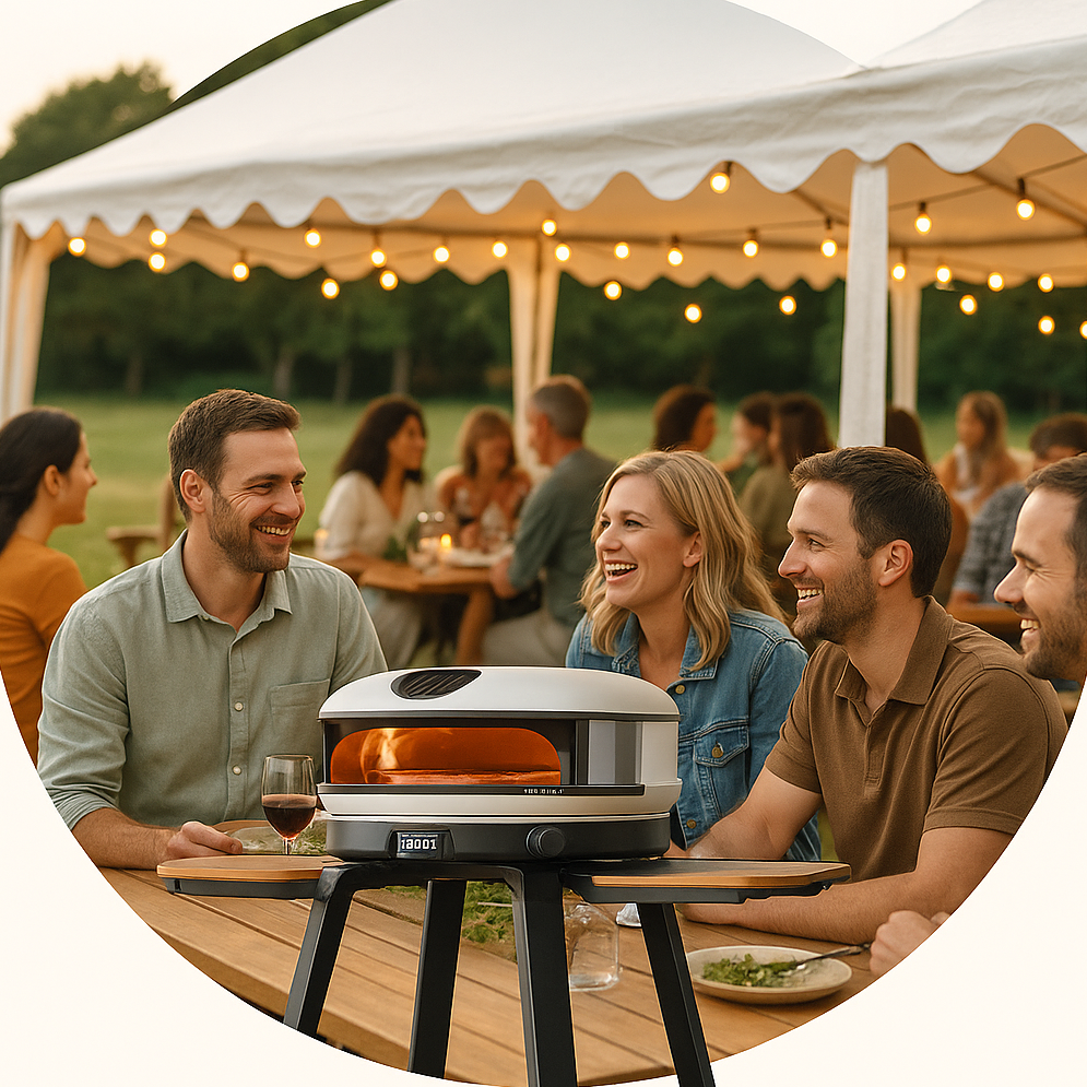 Großes Zelt mit Gästen